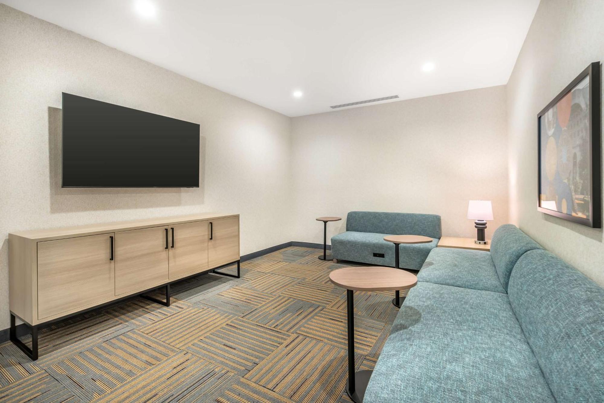 Home2 Suites By Hilton Reynoldsburg Columbus East Dış mekan fotoğraf